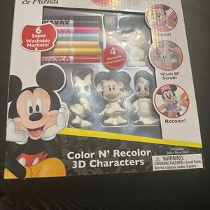 Disney Mickey & Friends 3D Coloring Set with Washable Markers